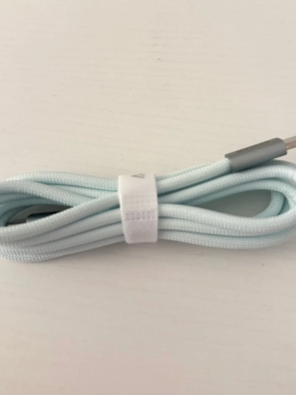 NEW anker usbc to usbc charging cord blue